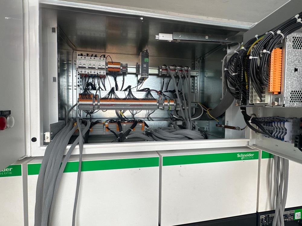 Schneider Switchgear Panel Wiring 1